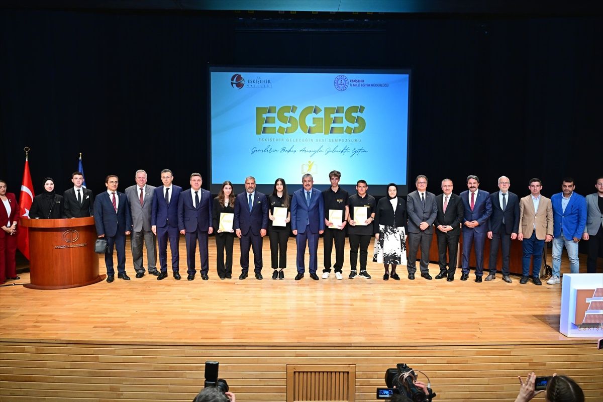 Eskişehir'de '3. Geleceğin Sesi Sempozyumu' düzenlendi
