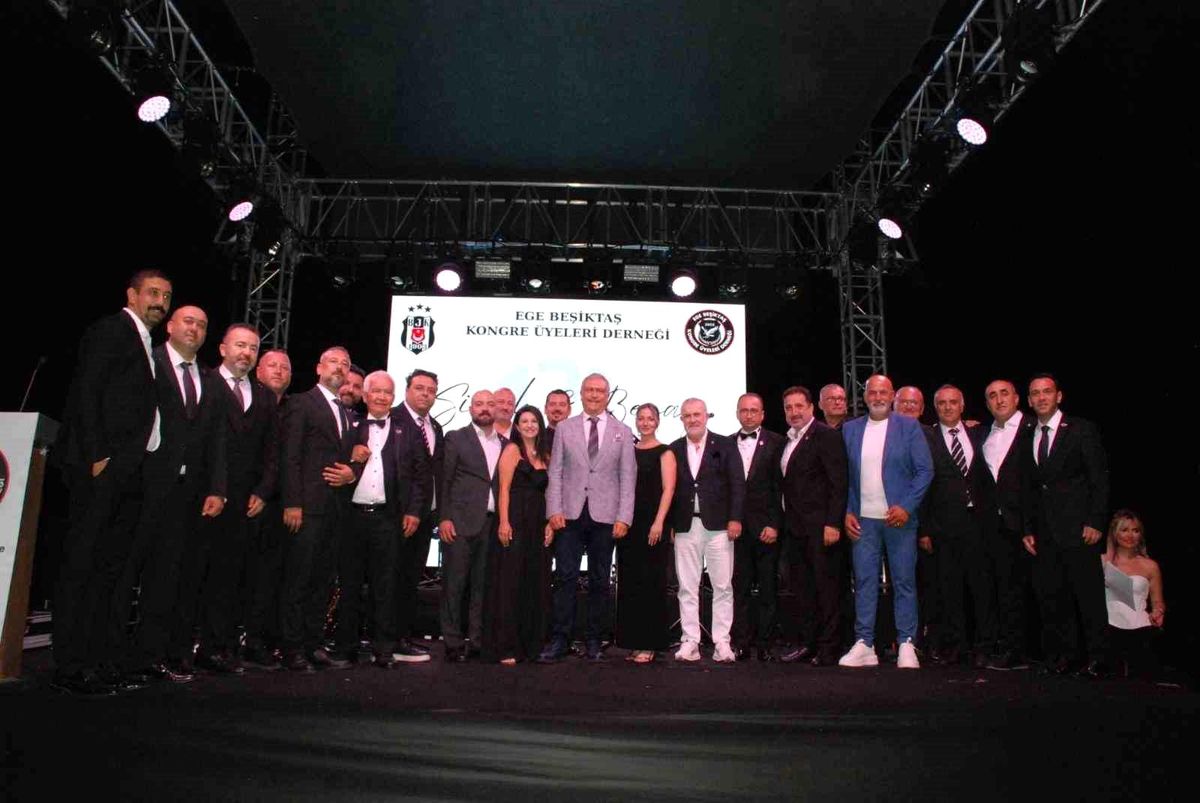 Hakan Daltaban, Ege Beşiktaş Kongre Üyeleri Derneği'nin düzenlediği geceye katıldı