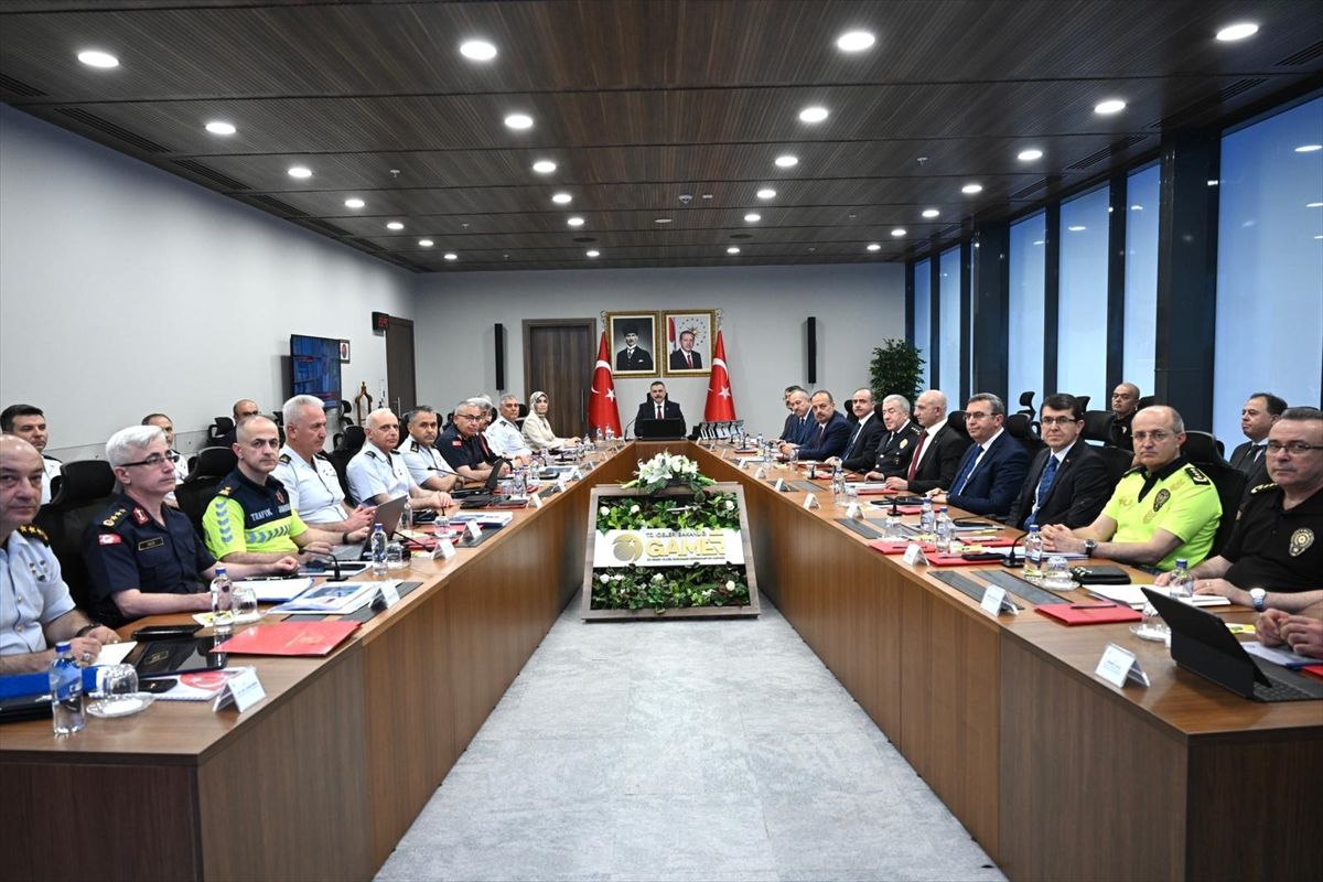 İçişleri Bakanlığı'nda NATO Zirvesi kapsamında güvenlik tedbirlerine ilişkin toplantı yapıldı
