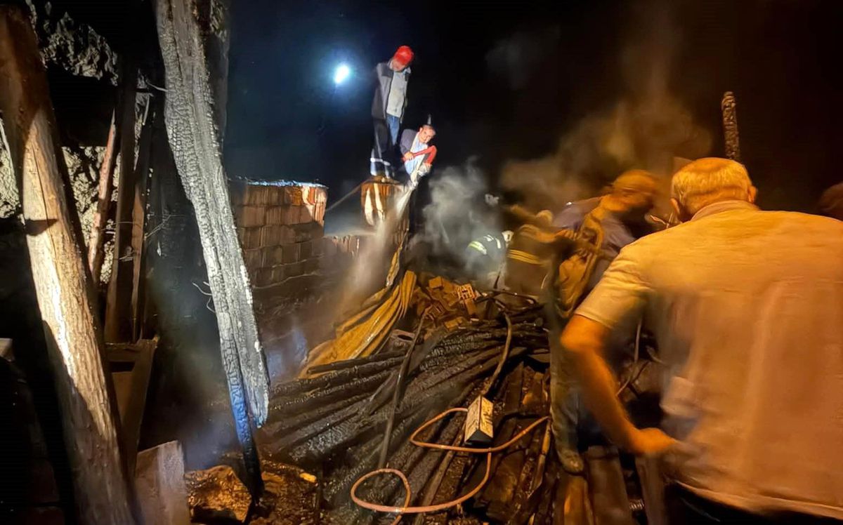 Konya'da depo olarak kullanılan alanda çıkan yangın korkuttu