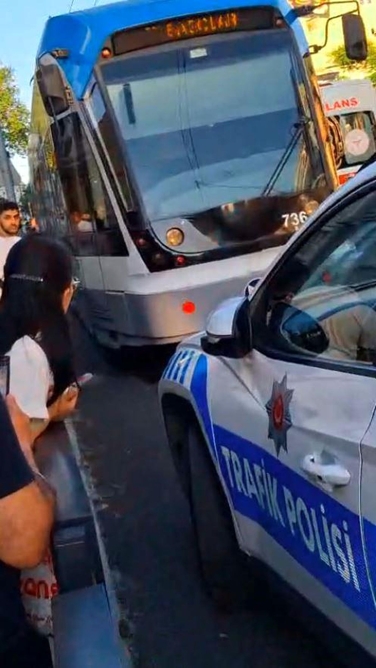 İstanbul Fatih'te T1 tramvay hattında kaza yaşandı.