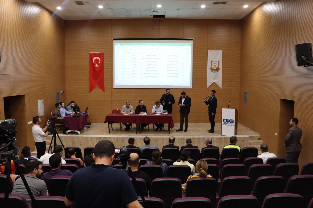 Şanlıurfa Büyükşehir Belediyesi’nde 12 işçi için kura çekimi