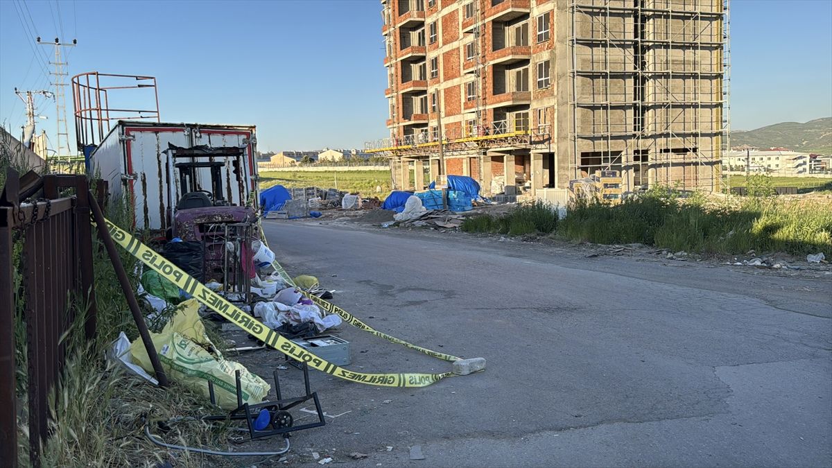 Sivas'ta 3 kişiyi baltayla yaralayan şüpheli gözaltına alındı