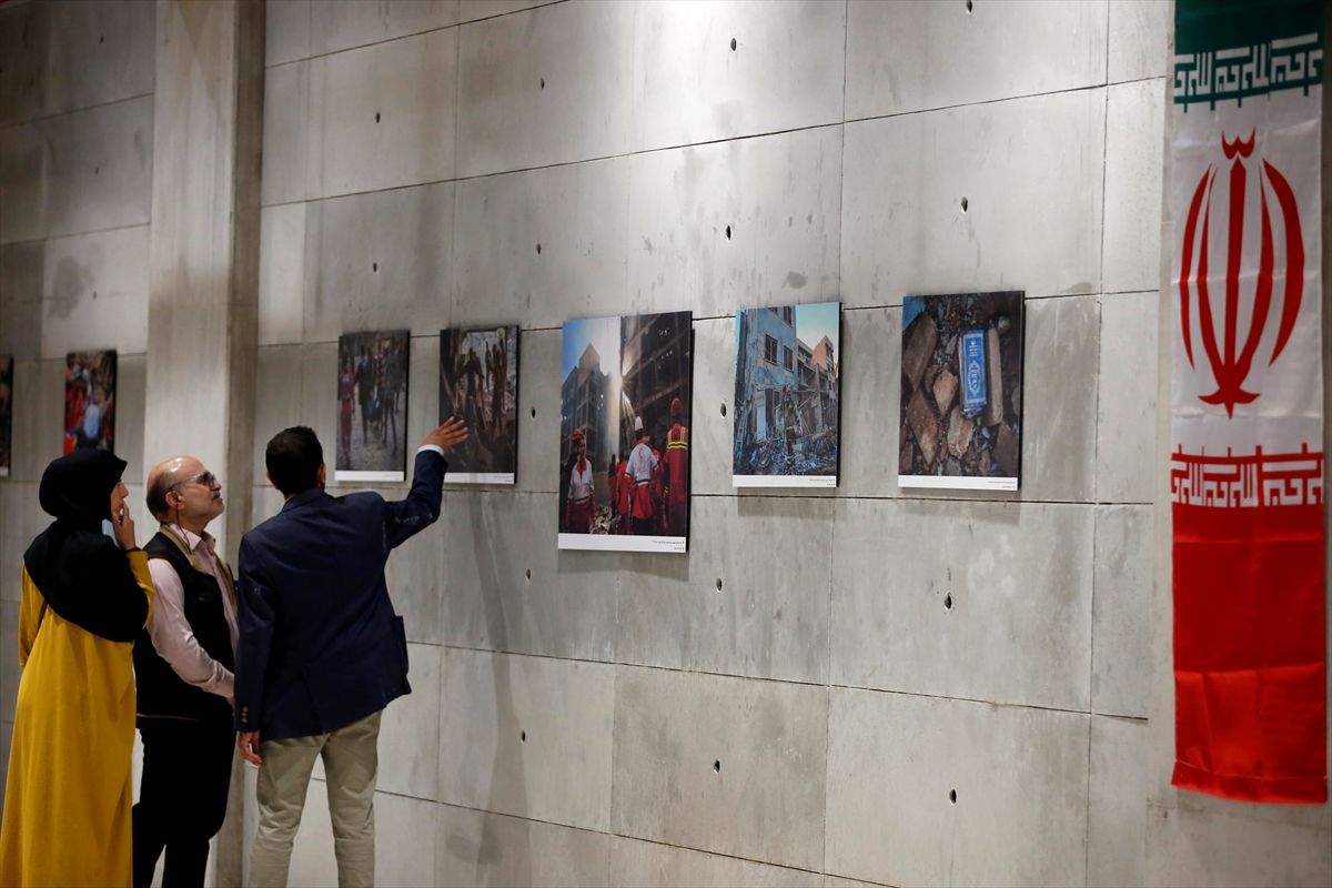 Tahran'da, ABD-İsrail saldırılarına ilişkin fotoğraf sergisi açıldı