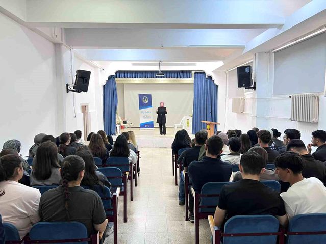 Tokat Belediyesi'nden YKS adaylarına sınav kaygısı ve stres yönetimi desteği