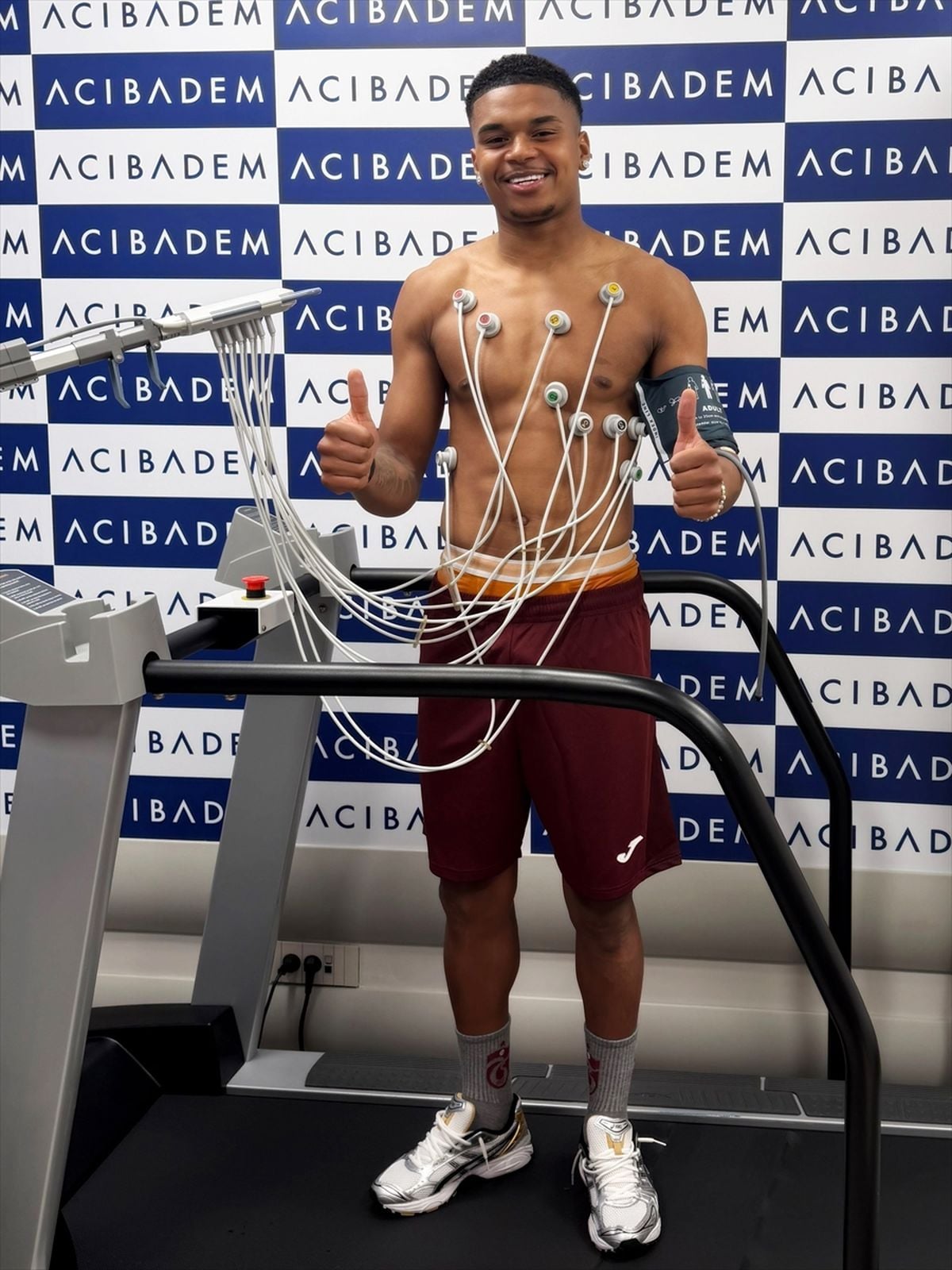 Trabzonspor, Noah Jose Saviolo'yu renklerine bağladı