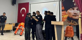 Türkeli'de öğrenciler rip akıntısı konusunda bilgilendirildi