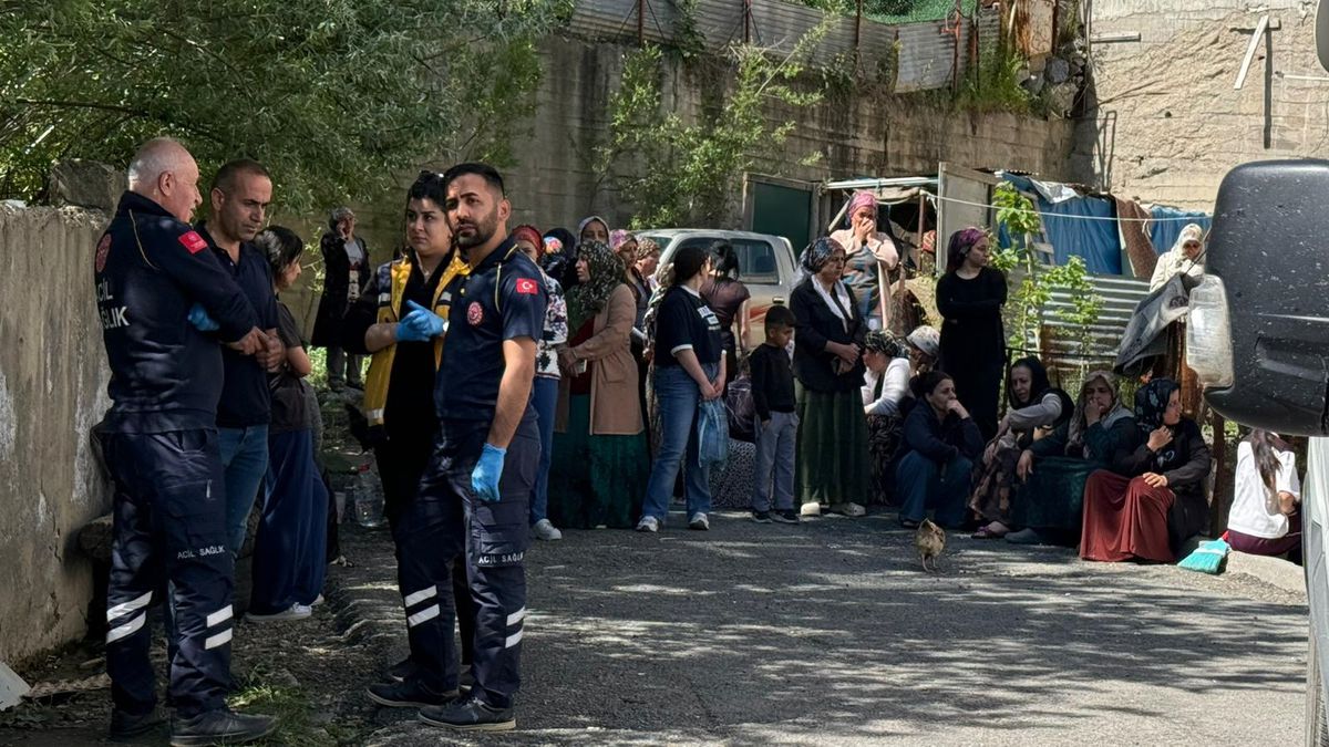 Yaşadığı binanın bodrum katında ölü bulundu, kayıp eşi aranı