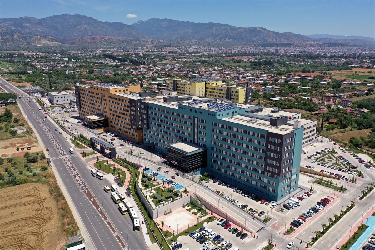 Aydın Şehir Hastanesi'nde 300 bin hastaya hizmet