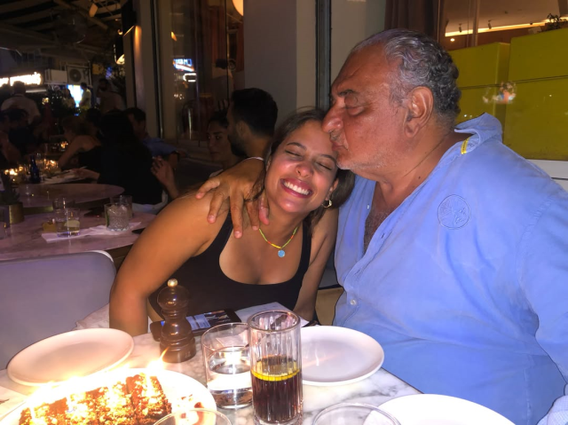 ayse nazlidan babasi reha muht 19930558 3458 1 m