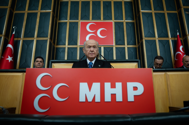 Bahçeli kürsüden Özel'e çağrı yaptı: Ateşe körükle gitmemeli, aklı selimle hareket etmelidir 3 bahceli kursuden ozele cagri y 19927751 2227 1 m