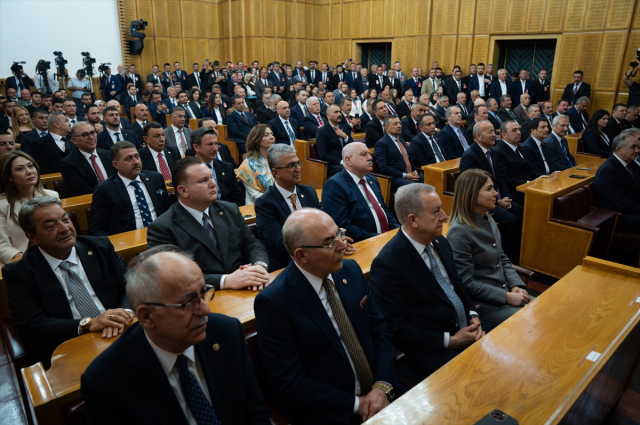 Bahçeli kürsüden Özel'e çağrı yaptı: Ateşe körükle gitmemeli, aklı selimle hareket etmelidir 5 bahceli kursuden ozele cagri y 19927751 5483 1 m