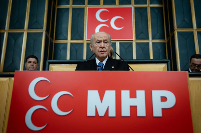 Bahçeli kürsüden Özel'e çağrı yaptı: Ateşe körükle gitmemeli, aklı selimle hareket etmelidir 8 bahceli kursuden ozele cagri y 19927751 6101 1 m