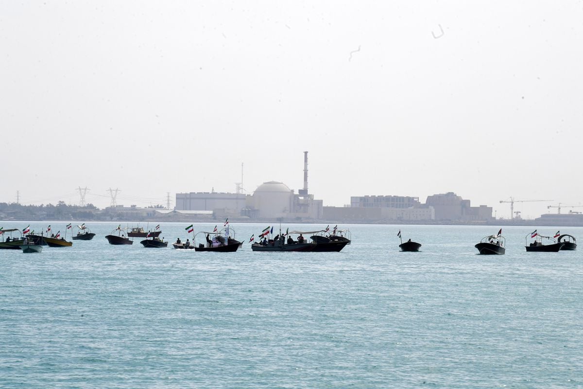 Basra Körfezi'ndeki Ticari Gemiler, İnternet Erişiminde Soru