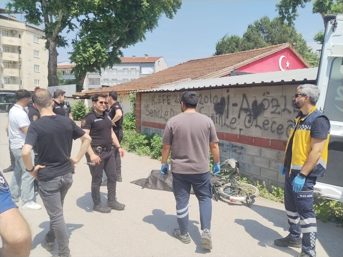 Bursa'da bisikletten düşen kişi öldü