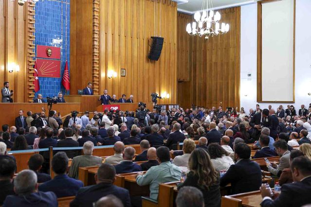 Özgür Özel: AK Parti'nin kara düzenine hakkımı helal etmiyor