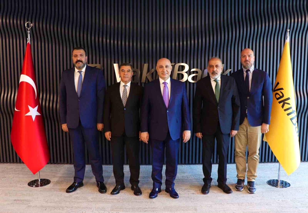 Diyarbakır'dan Ankara'ya önemli ziyaret: Başkanlardan kamu bankalarına finans çağrısı