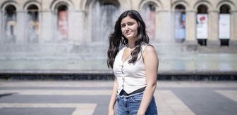 Ermenistanlı genç Varderesyan, Paşinyan'ın yeniden seçilmesinin barış için önemli olacağını düşünüyor Açıklaması