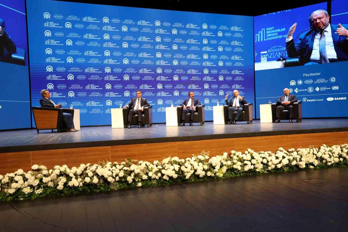 GSO Başkanı Ünverdi, Gaziantep-Halep Kent Ekonomileri Zirves