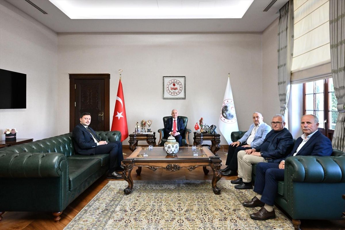 Kırklareli Valisi Turan'a ziyaretler sürüyor