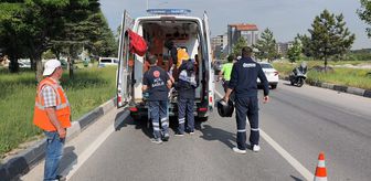 Kütahya'da otomobile çarpan motosikletteki çift yaralandı
