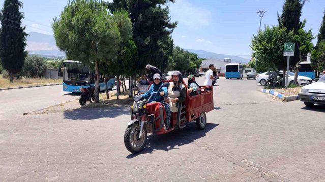 Manisa'da yeni mezarlık projesine traktörlü tepki