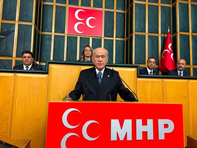 MHP lideri Bahçeli'den Özel'e: "CHP bünyesindeki çatlağı mem