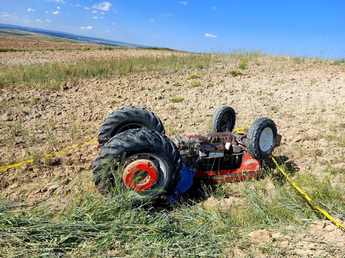 Nevşehir'de devrilen traktörün altında kalan çiftçi öldü