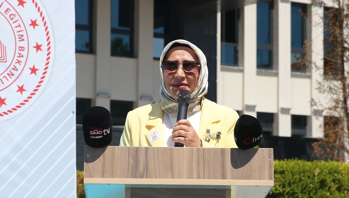 Niğde'de Hayat Boyu Öğrenme Haftası sergisi açıldı