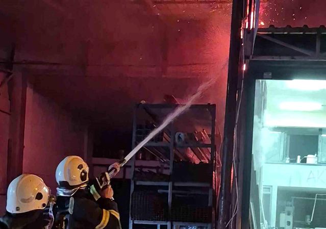Ordu'da kaynak sırasında sıçrayan kıvılcım yangın çıkardı