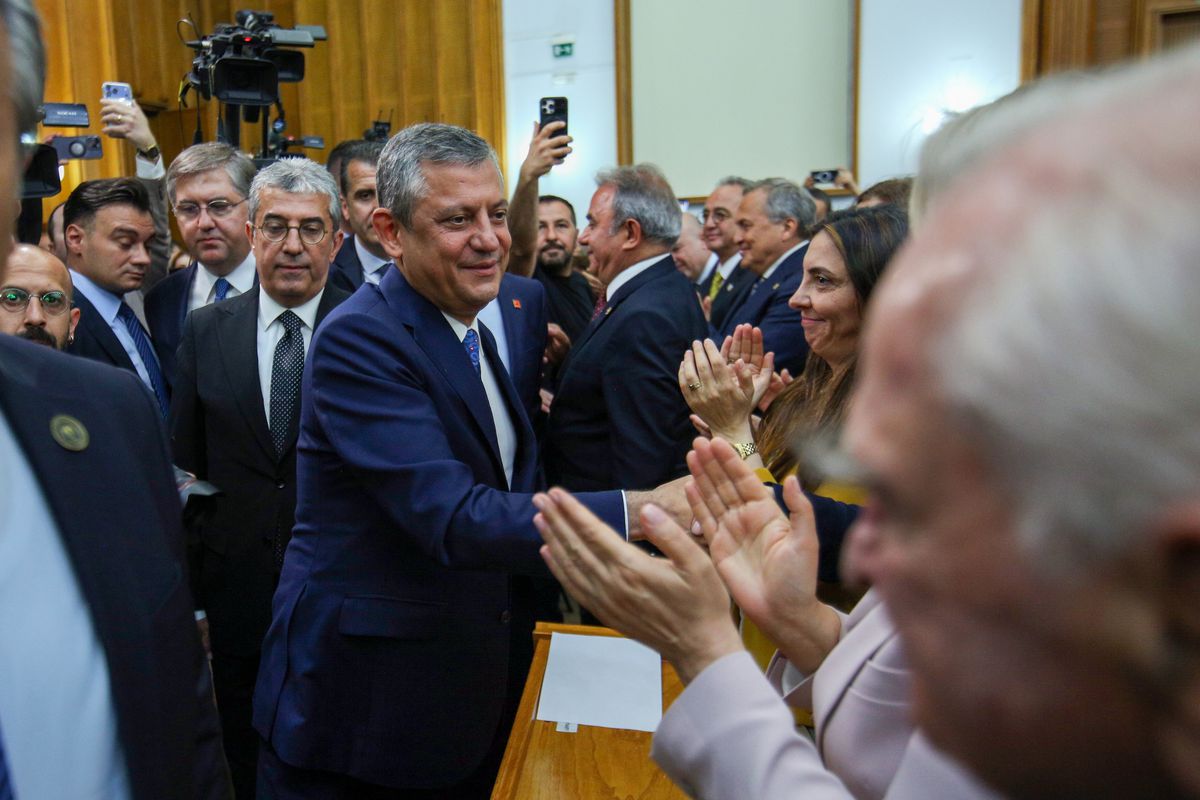 Özgür Özel: Burası Milli İradenin Tecelligahıdır, Seçilmişle