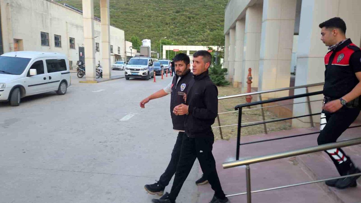'Torbacılara' karşı helikopter destekli operasyon: 52 gözalt