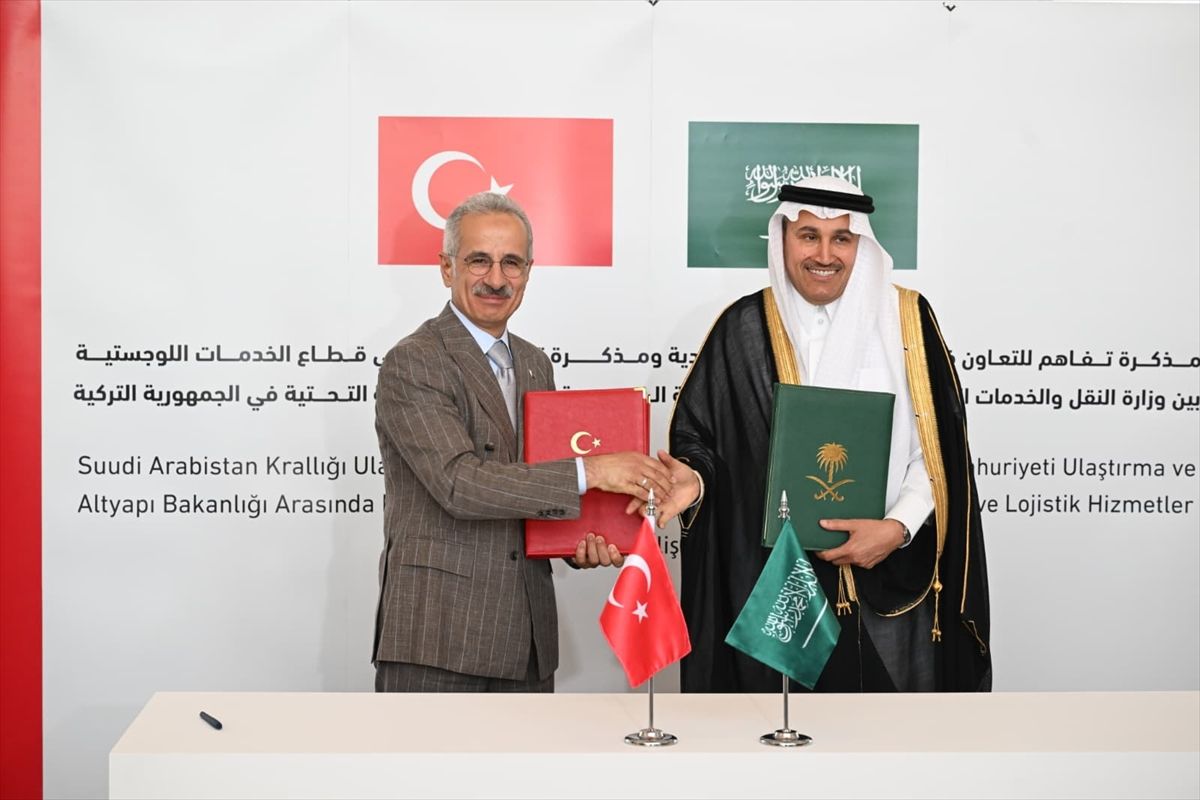 Türkiye ile Suudi Arabistan, lojistik ve demir yolu alanlarında işbirliğine gitti