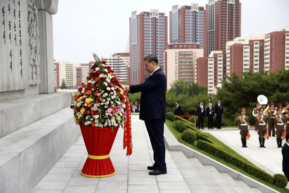 Xi ve Kim, Büyük ve Geleneksel Çin-Kuzey Kore Dostluğunu Nes