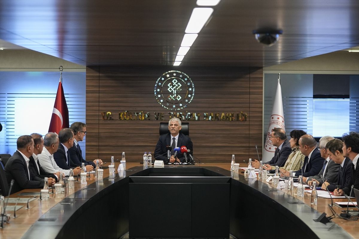 Antalya'daki 2 kamu taşınmazının turizm yatırımına tahsisi için ihale yapıldı
