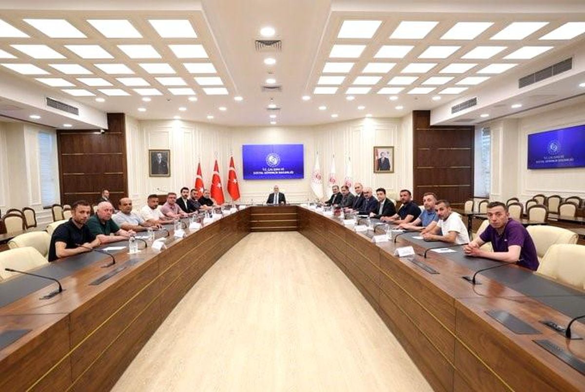 Bakan Işıkhan, Türkiye Maden İşçileri Sendikası Genel Başkan