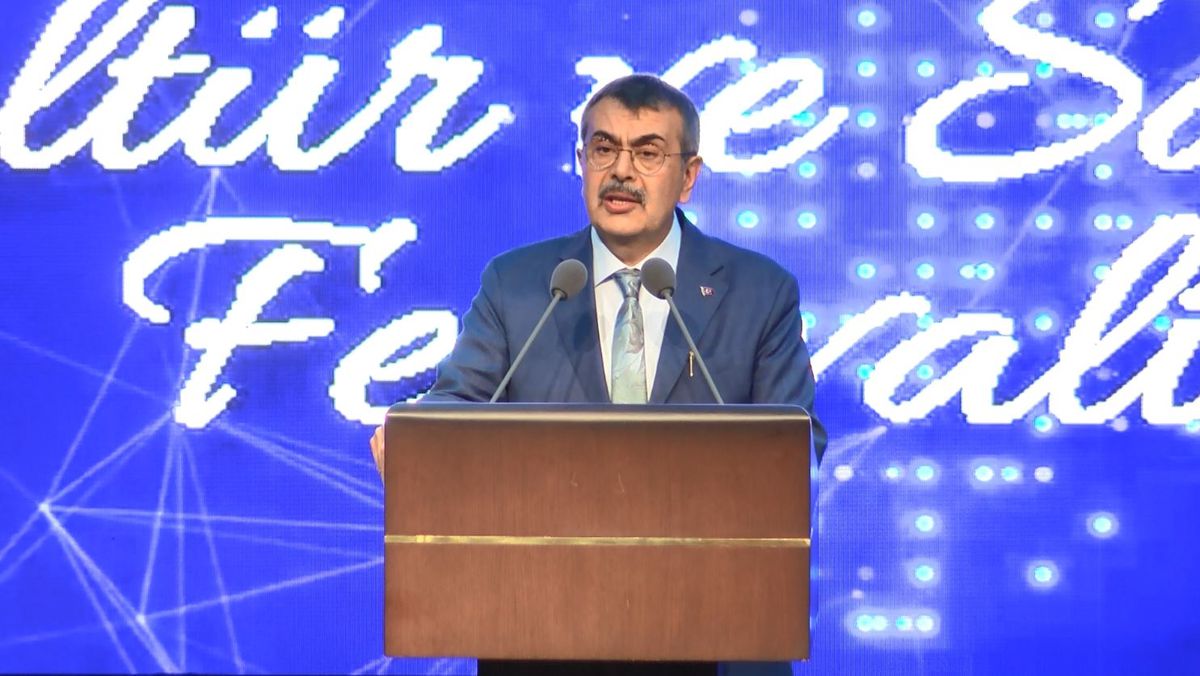 Milli Eğitim Bakanı Tekin: İmam Hatip Okullarını Uluslararas