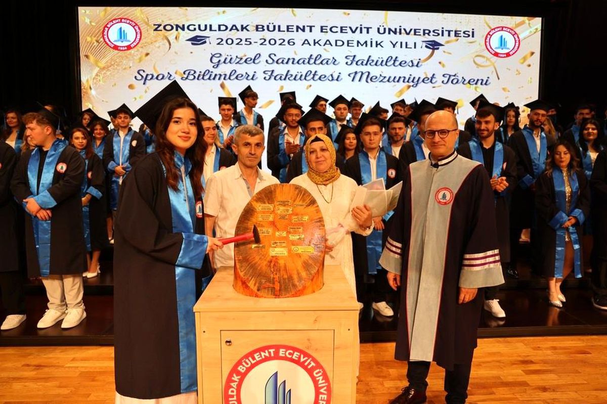 BEUN'da 2025-2026 Mezuniyet Töreni Coşkusu