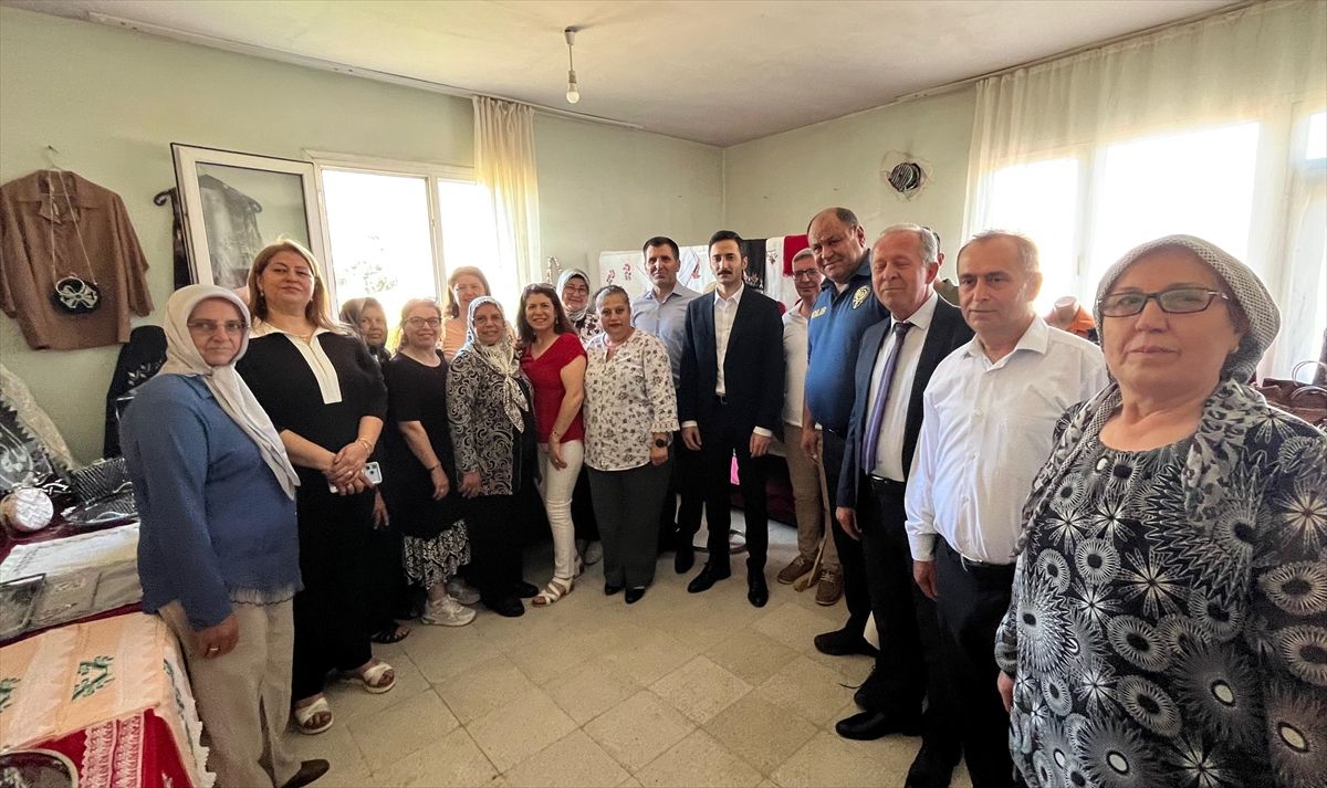 Beydağ Halk Eğitim Merkezi'nden yıl sonu sergisi