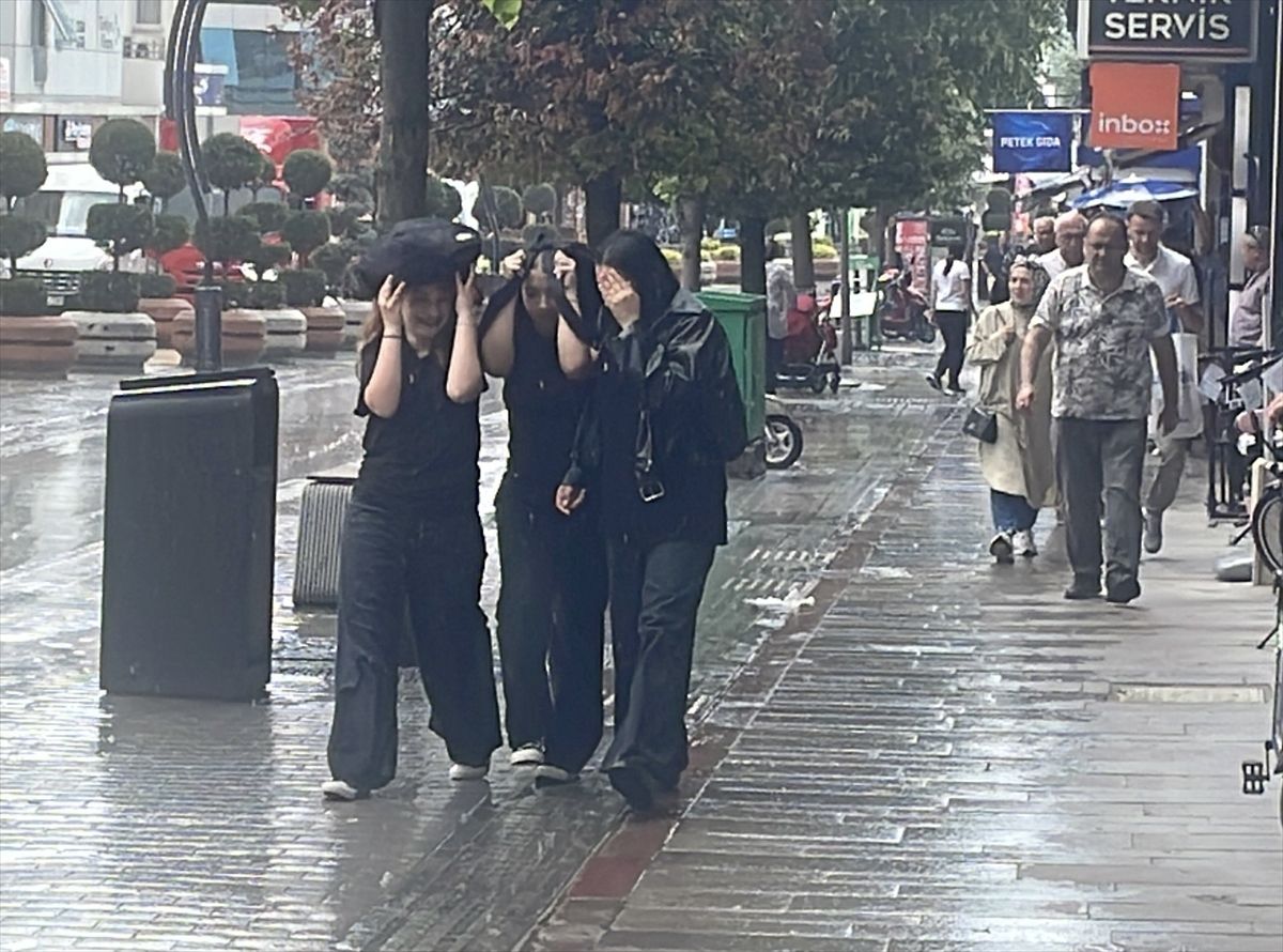 Bolu'da sağanak etkili oldu