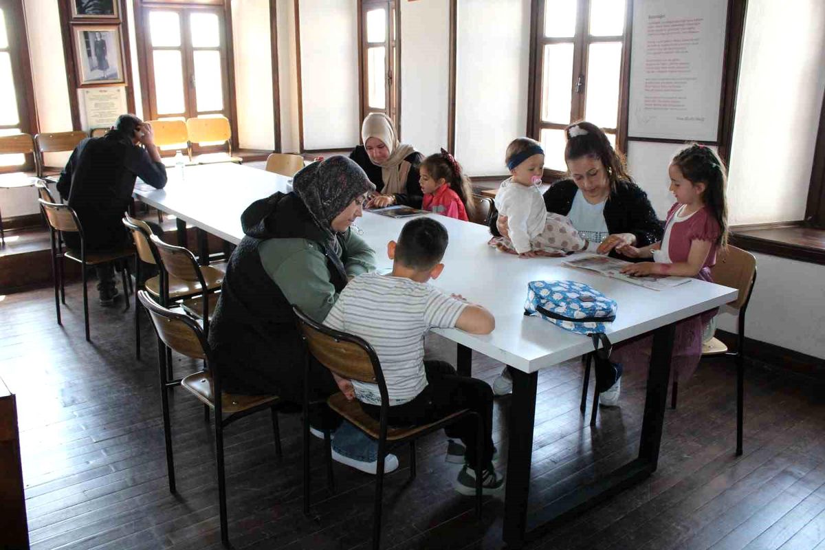 Bor İlçe Halk Kütüphanesi'nden aile ve çocuklara özel etkinl