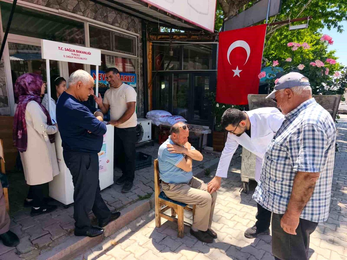 Çemişgezek'te vatandaşlara fiziksel sağlık taraması yapıldı