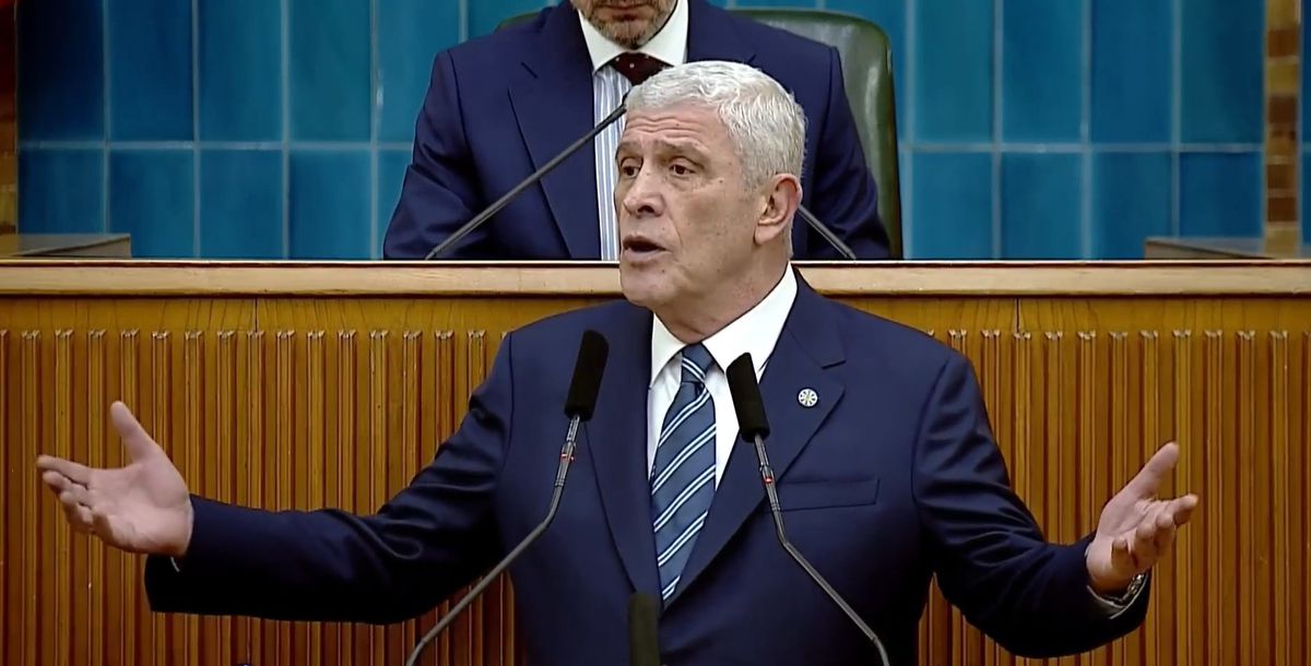 Dervişoğlu: ‘Dünya sefalet liginde şampiyonluğa koşuyoruz’