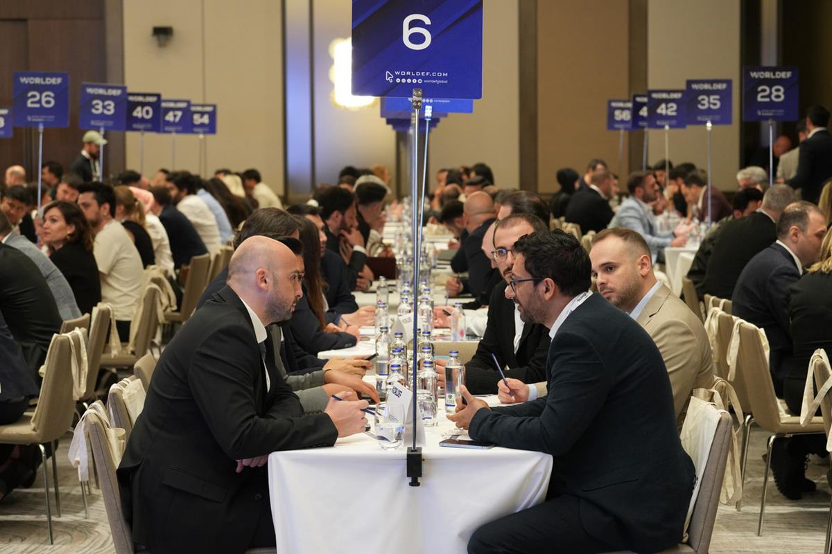 E-ticaret ve perakende sektörlerinin liderleri aynı masada b