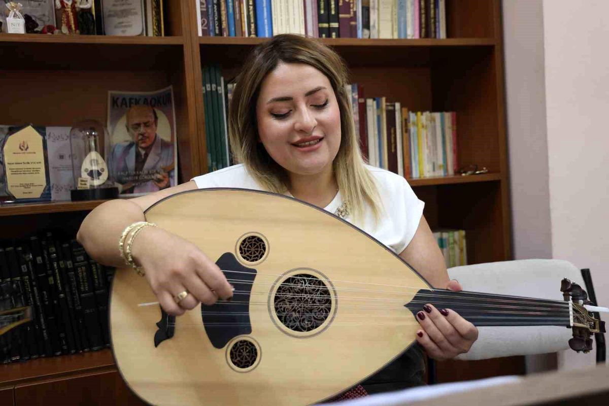 Hayallerinden vazgeçmedi, beyaz önlüğünü çıkartıp tekrar okula başladı