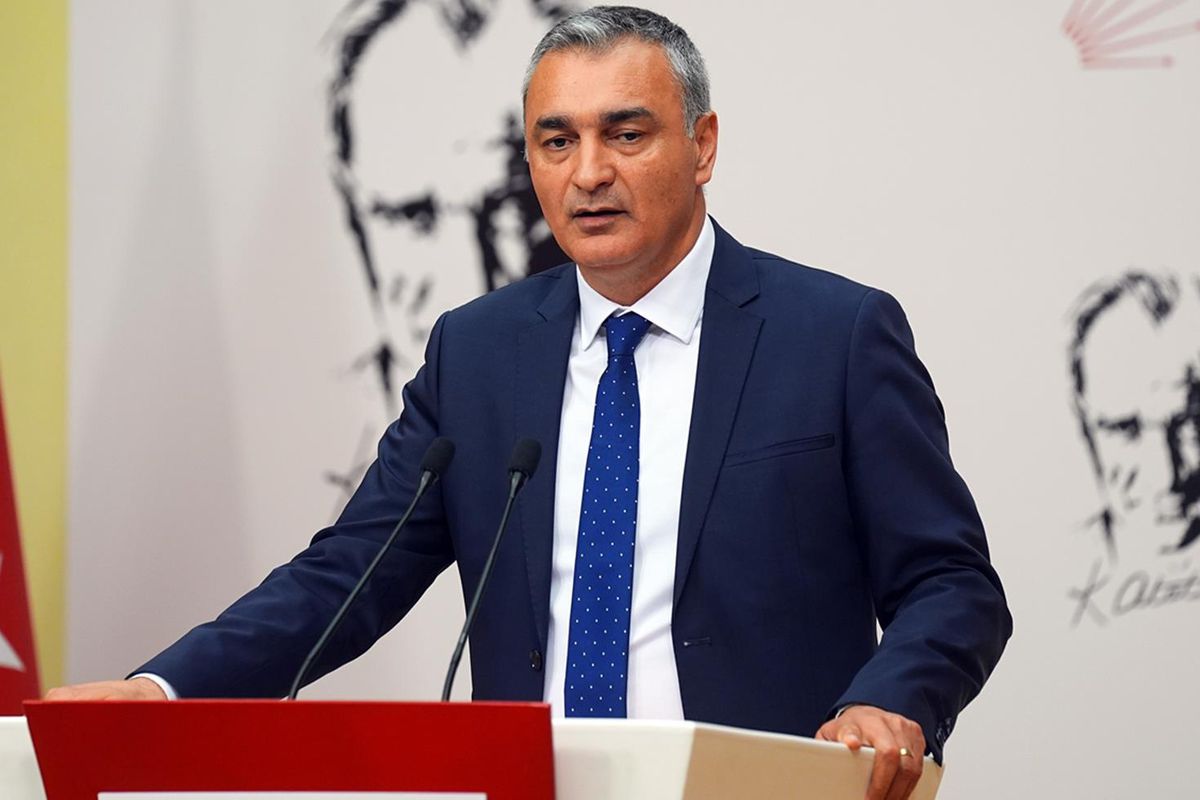 İhraçları açıklayan CHP Sözcüsü Müslim Sarı: Özgür
