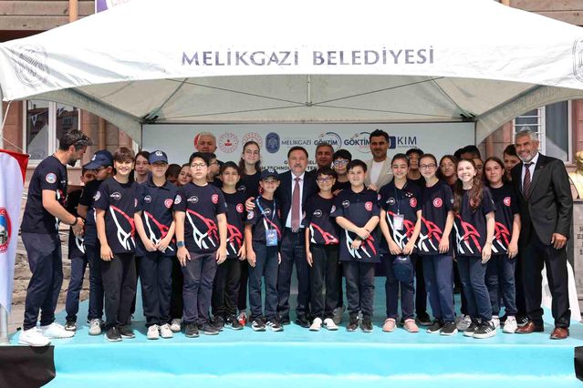 İzzet Özsüzkaya Ortaokulu'nda GÖKTİM Teknoloji Atölyesi açıl
