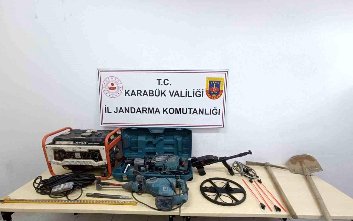 Kaçak kazı ve uyuşturucu operasyonlarında 10 şüpheli yakalan