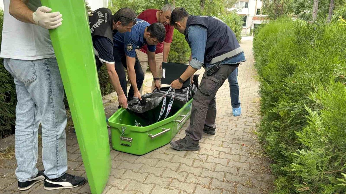 Kimliği olmayan kadının ölümü şüpheli bulundu, polis incelem