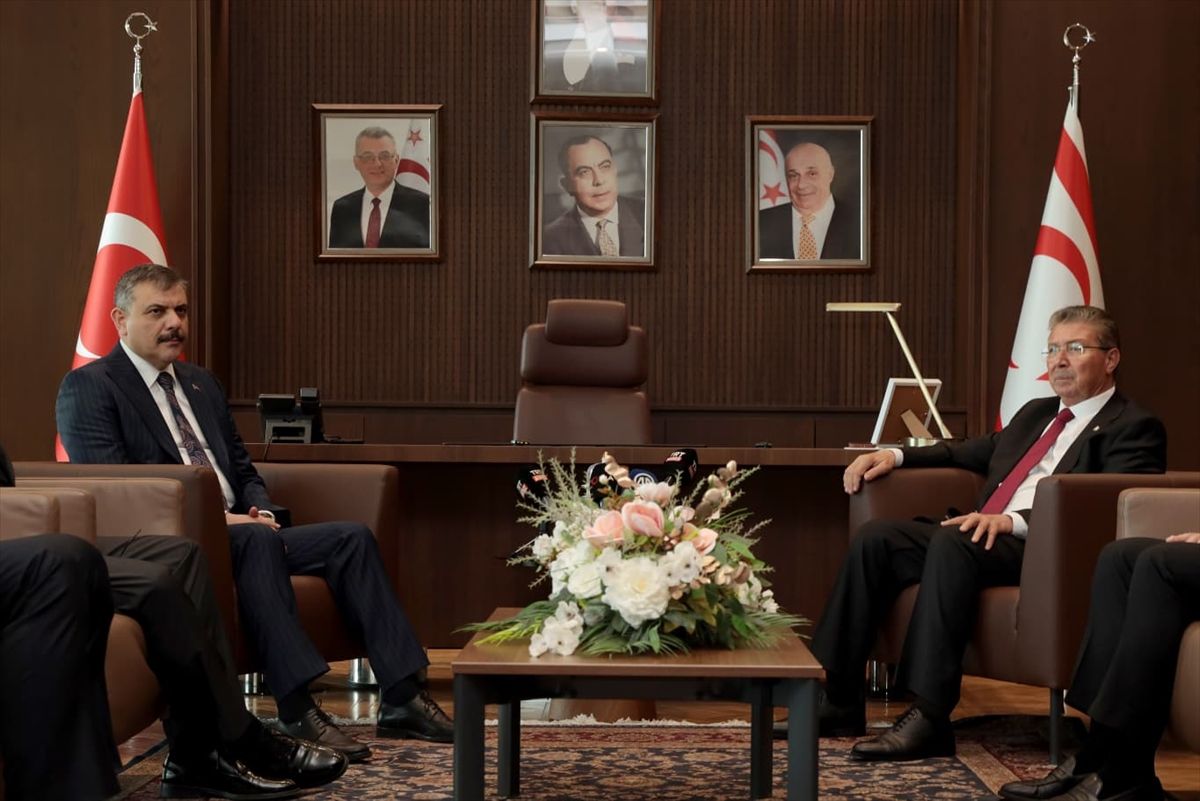KKTC Başbakanı Üstel: 'Türkiye, KKTC'nin daha ileriye gitmesi için her alanda destek veriyor'